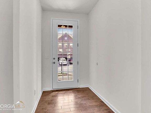 4th image of 2286 Bellyard Dr