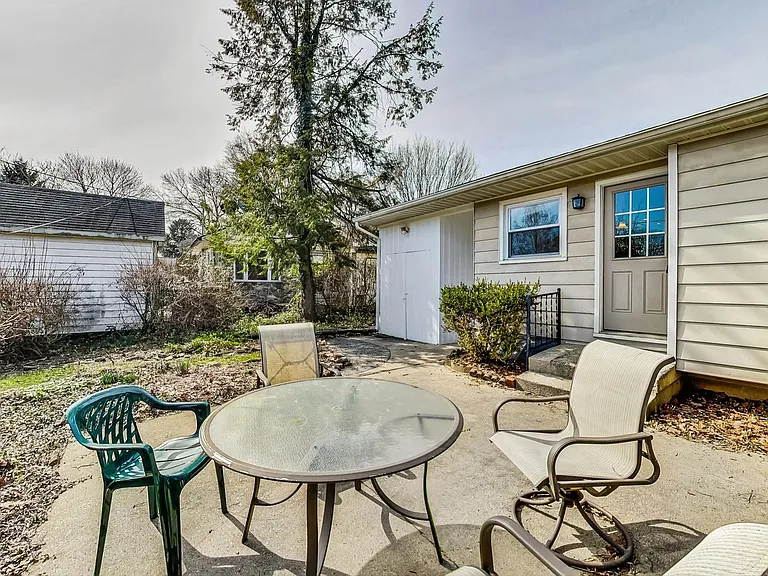 1208 Pinewood Dr — Photo 42