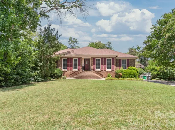 7308 Quail Ridge Dr, Charlotte, NC 28226