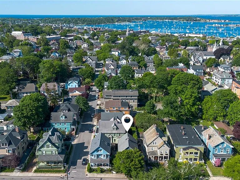 27 Mann Ave — Photo 41