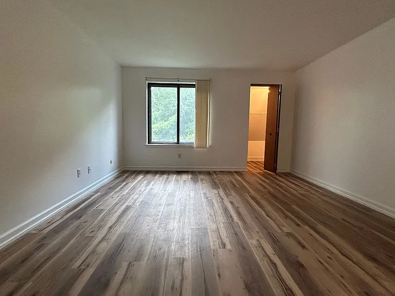 4928 W Brigantine Ct — Photo 22