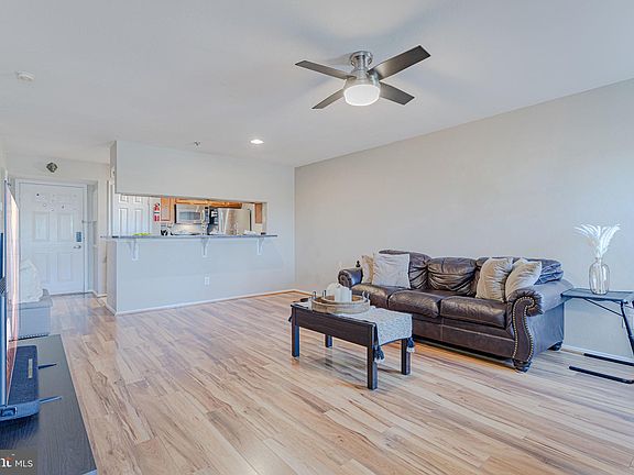 5th image of 3313 Wyndham Cir APT 2217