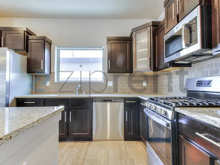 10129 Christmas Cactus Pl — Photo 23