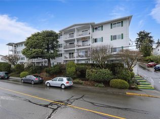 9942 Daniel St #407, North Cowichan, BC V0R 1K1