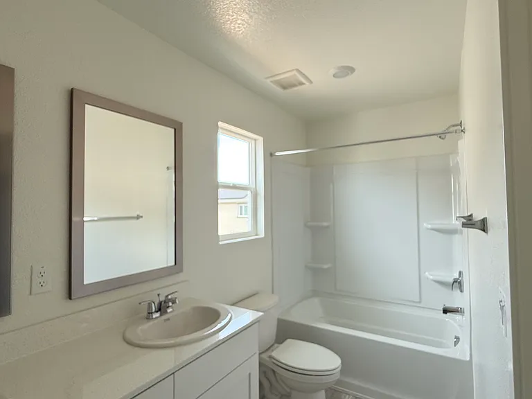 516 Foxtail Ct — Photo 23