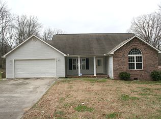 411 N Dogwood Rd, Powell, TN 37849