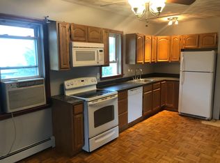 35 Aldrich Ave FLOOR 2, Cranston, RI 02920