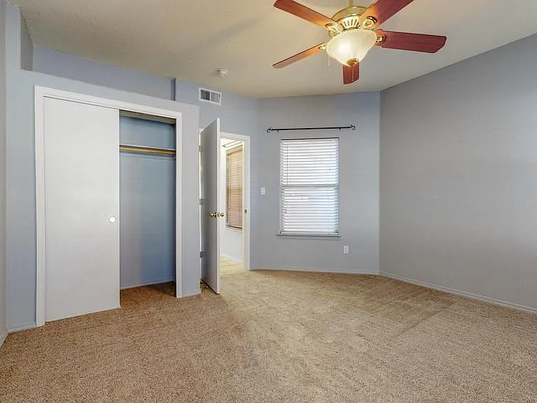7312 Dancing Eagle Ave NE — Photo 12