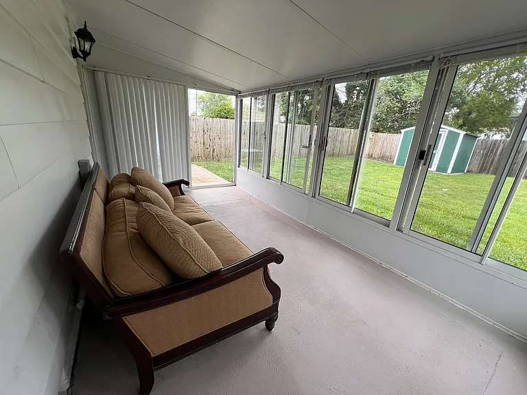 6347 Faircrest Rd — Photo 22