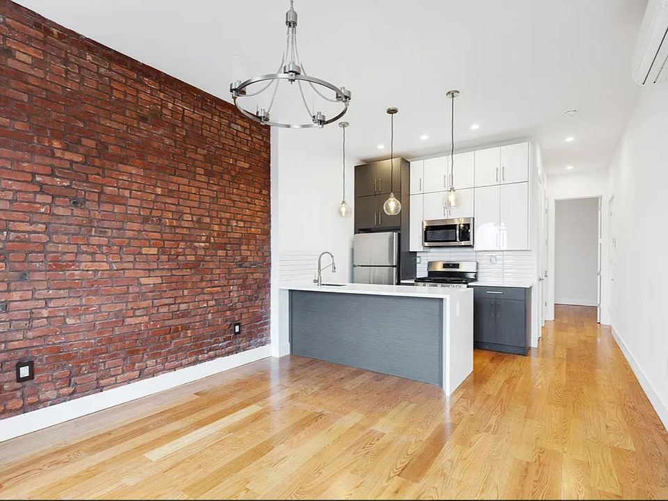 1st image of 211 8th Ave APT 1C