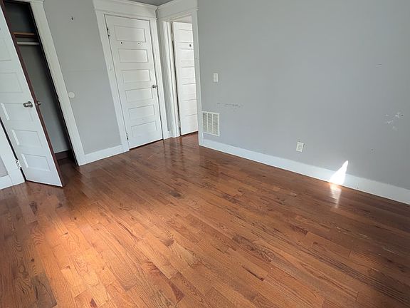 4th image of 20 Howard Ave #22L