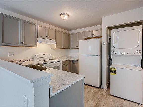 4th image of 16923 E Whitaker Drive #B
