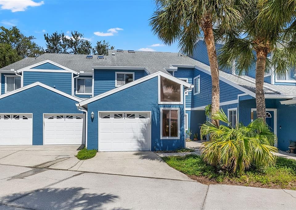1st image of 2025 Golfview Dr