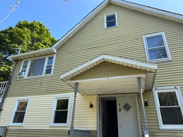 19 Richmond Ave #4