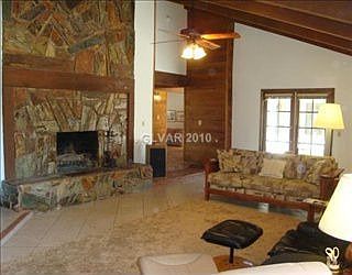 1st image of 2030 Red Rock St
