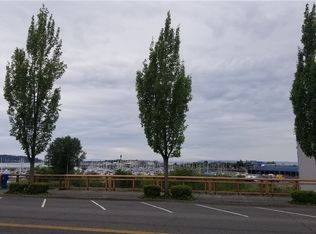 665 Peace Portal Dr, Blaine, WA 98230