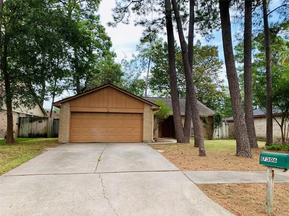 17306 Northchapel St, Spring, TX 77379