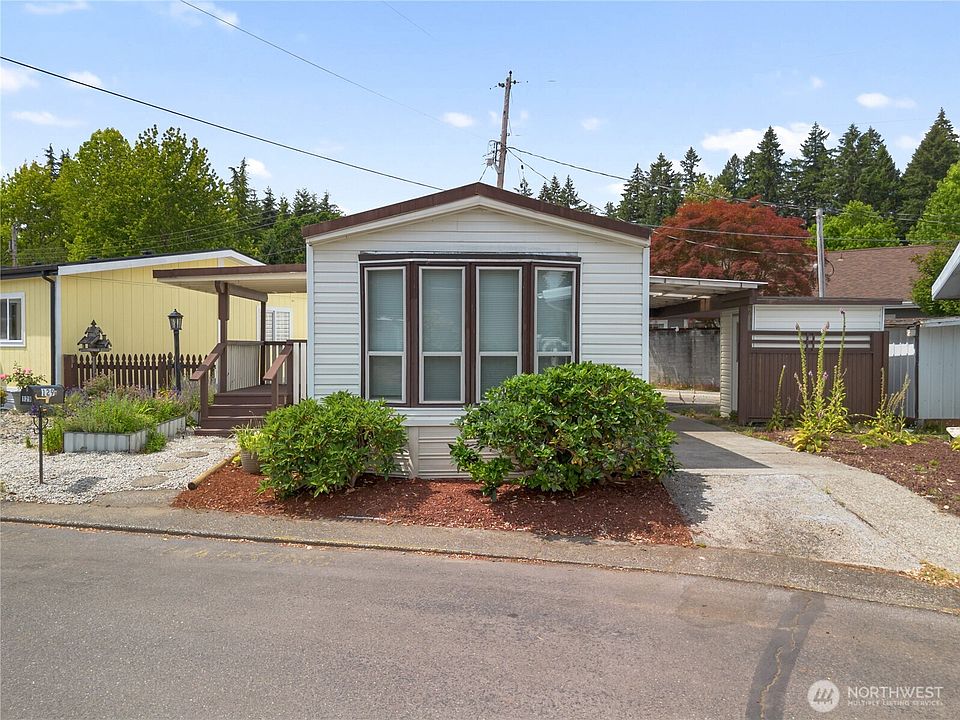 1st image of 930 Trosper Road SW #129