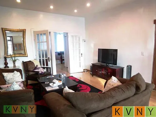 Rented by KVNY Soho | media 25