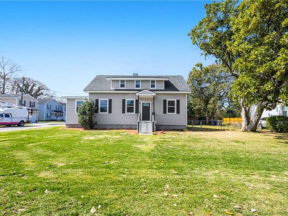 3rd image of 6241 Sewells Point Rd