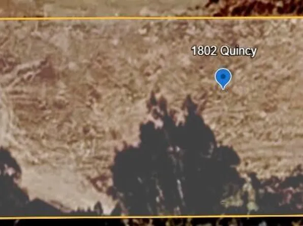 1802 Quincy St, Plainview, TX 79072