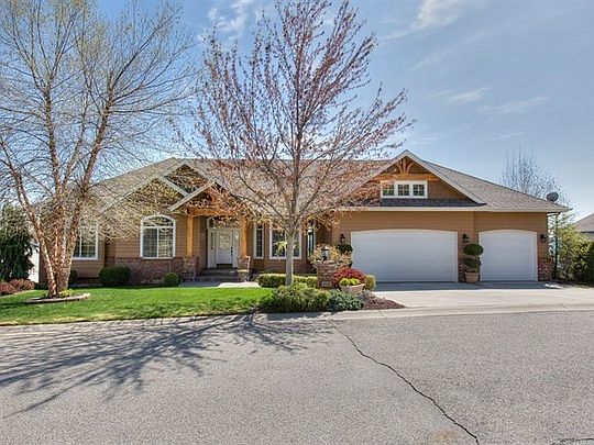 1st image of 8602 E Red Oak Dr