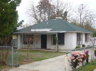 917 E Riverside Dr, Madera, CA 93638