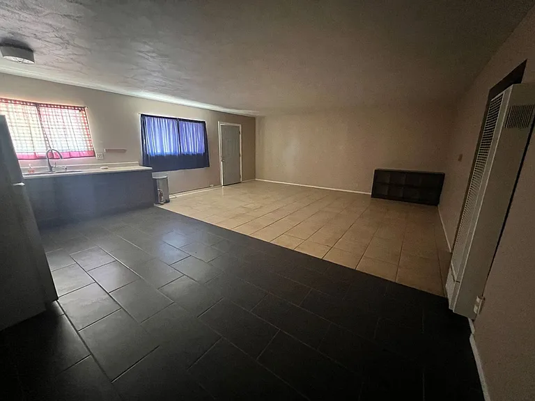 61776-61778 Desert Air Rd — Photo 6