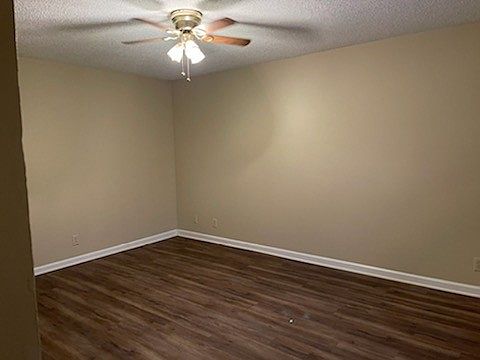 1st image of 113 Hickory Trce APT 4