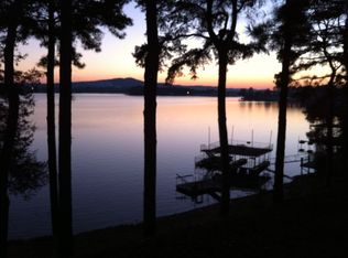 416 Lake Hamilton Dr, Hot Springs, AR 71913