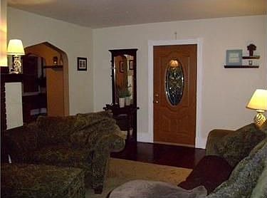 1st image of 302 Stanford Ave