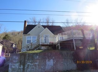 62 Davis Rd, Lawnvale, KY 40806