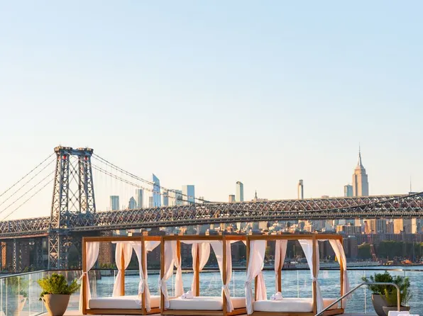 482 Kent Avenue image 7 of 24