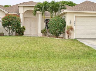 532 SE 20th Pl, Cape Coral, FL 33990