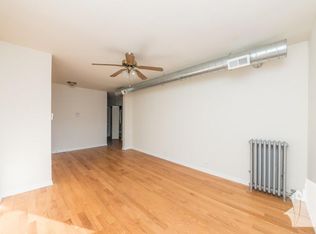 1239 W Henderson St, Chicago, IL 60657