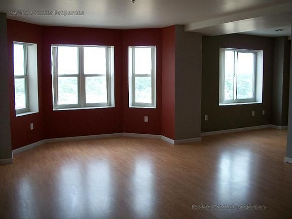 5th image of 1 Cityview Ln Unit 415