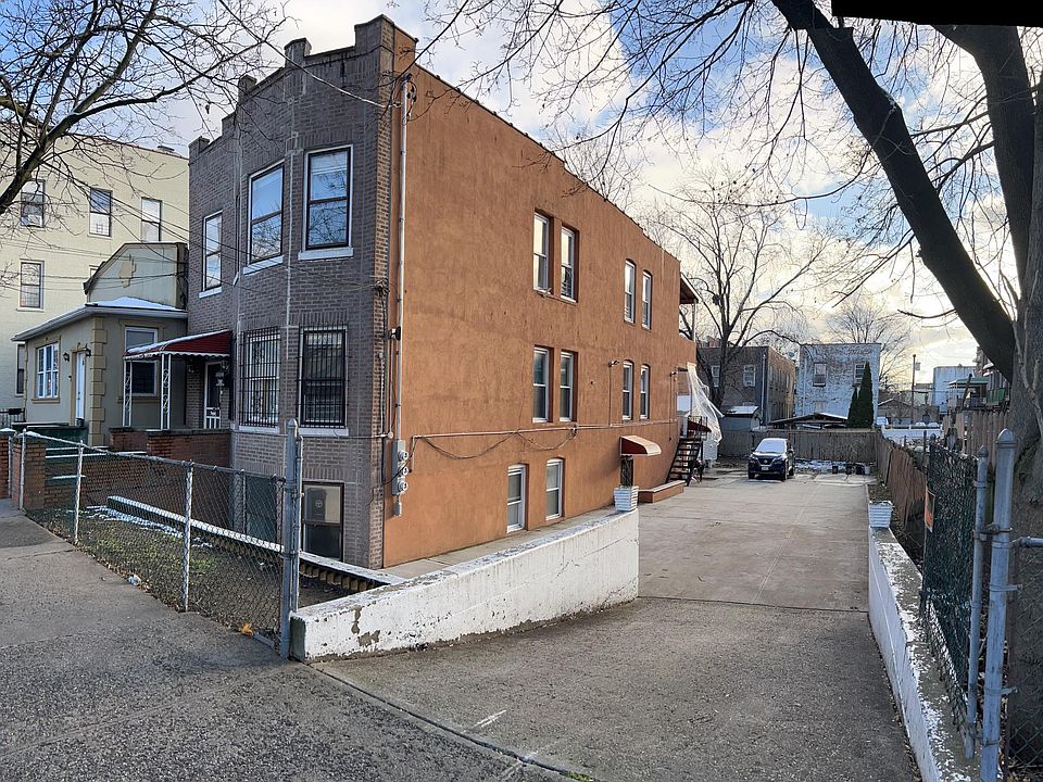 1st image of 818 E 230th St #1