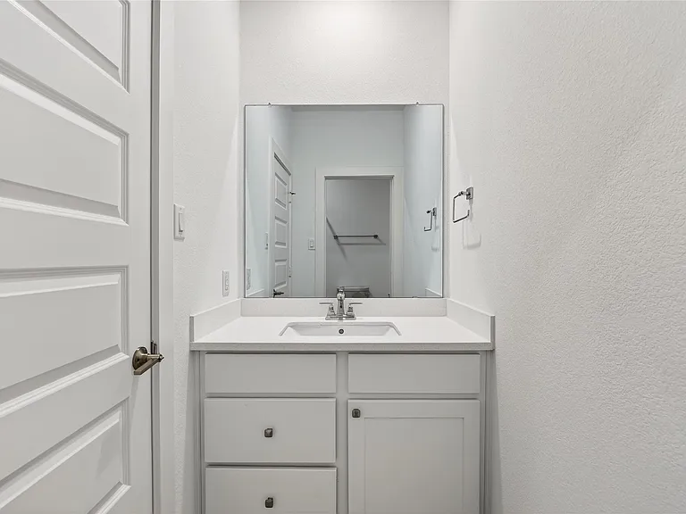 32018 Crested Knoll Ct — Photo 35
