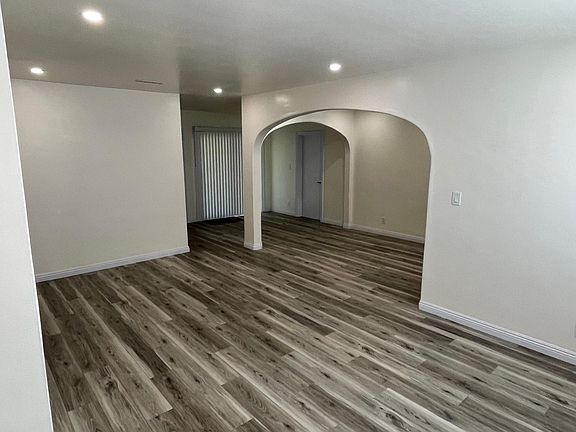 2nd image of 5229 Etiwanda Ave