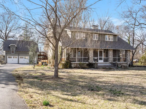 1223 S Kentwood Avenue, Springfield, MO 65804