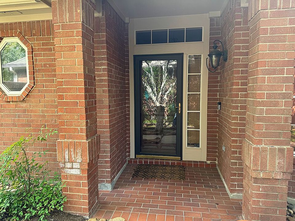 1st image of 3215 Hickory Brook Ln
