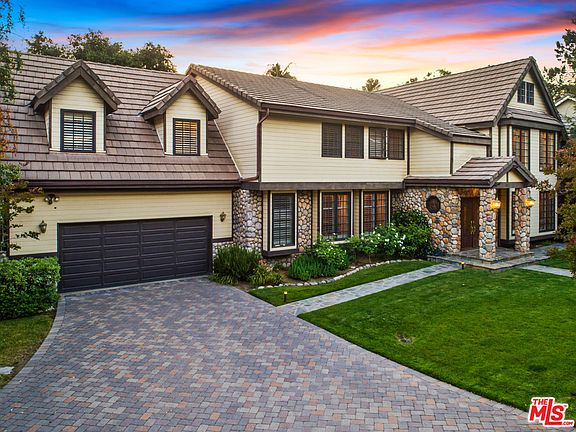 4th image of 4533 La Granada Way