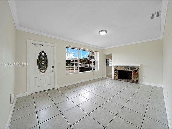 2nd image of 5 NE 192nd St