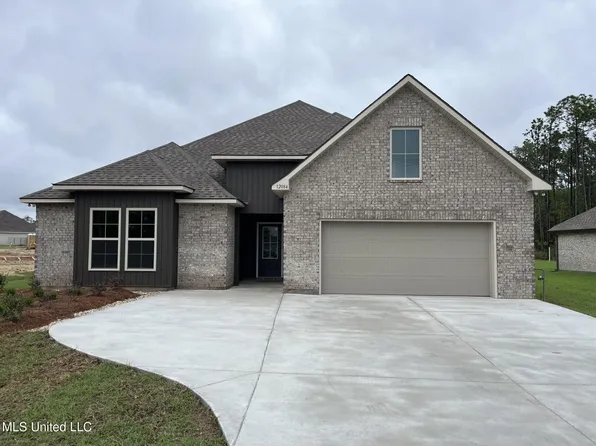 12084 Walker Rd, Ocean Springs, MS 39564