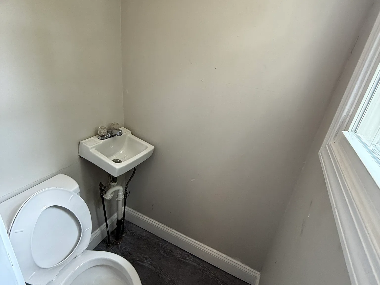 3 bed, 1.5 bath, 1197 sqft, $1,950 — Photo 3