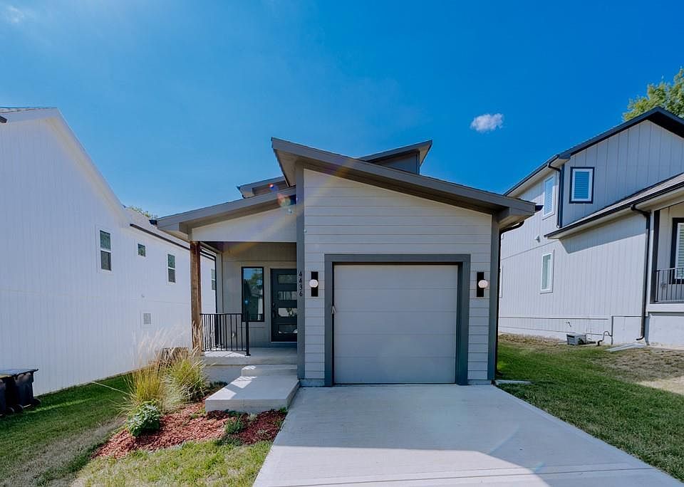 TRACY 完売間近！！ 4436 Tracy Ave, Kansas City, MO 64110 | Zillow