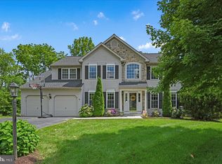 100 Gristmill Ln, Royersford, PA 19468