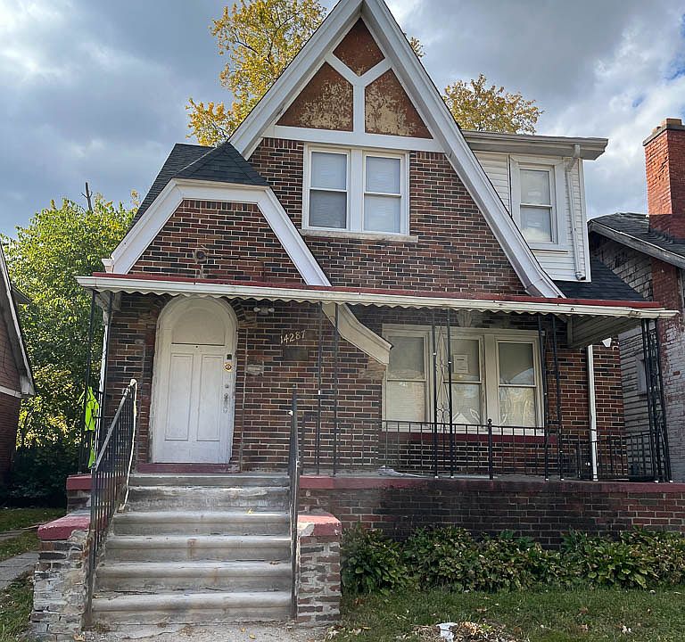 1st image of 14287 Freeland St #1
