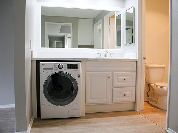 5th image of 4211 Laurel Canyon Blvd APT 119