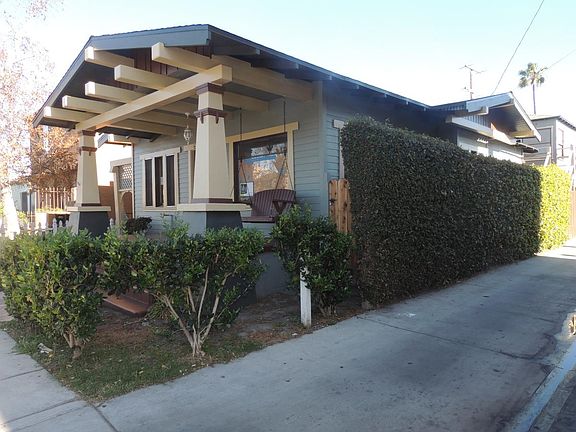 2nd image of 204 Nieto Ave